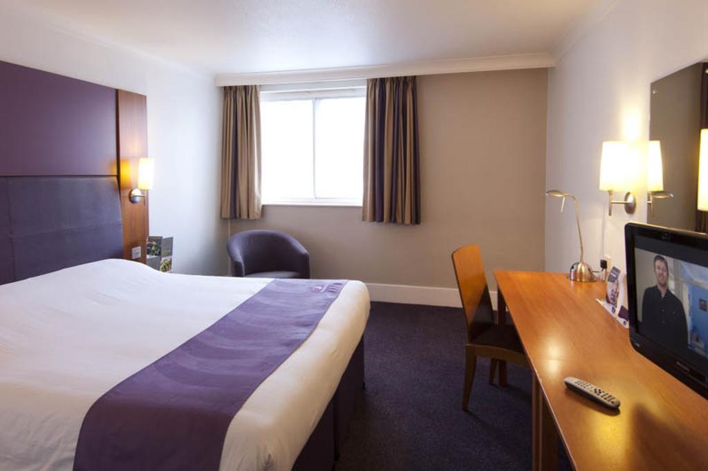Premier Inn Manchester - ハンドフォース 部屋 写真